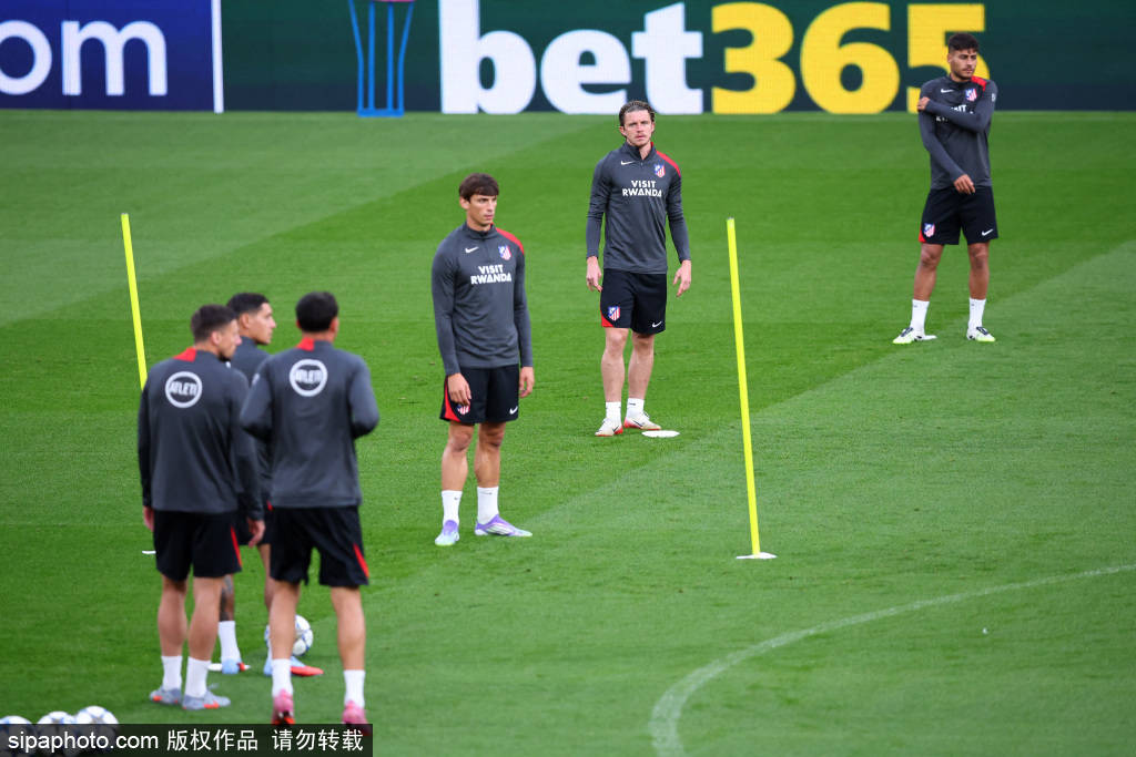 从上赛季同, 激情的赛季, 也比联赛平 从上赛季同, 激情的赛季, 也比联赛平